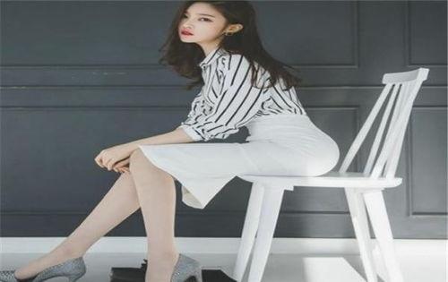 美女穿各种丝袜高跟鞋,探寻时尚女性的优雅魅力